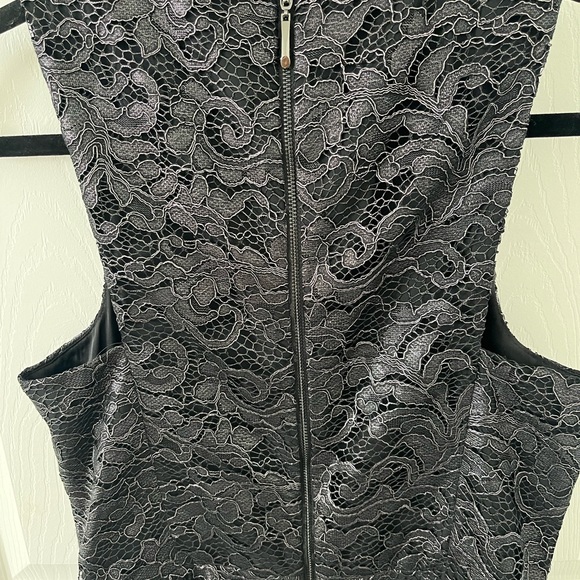 NWT -NEW WHITE HOUSE BLACK MARKET STUNNING DRESS - Picture 5 of 7